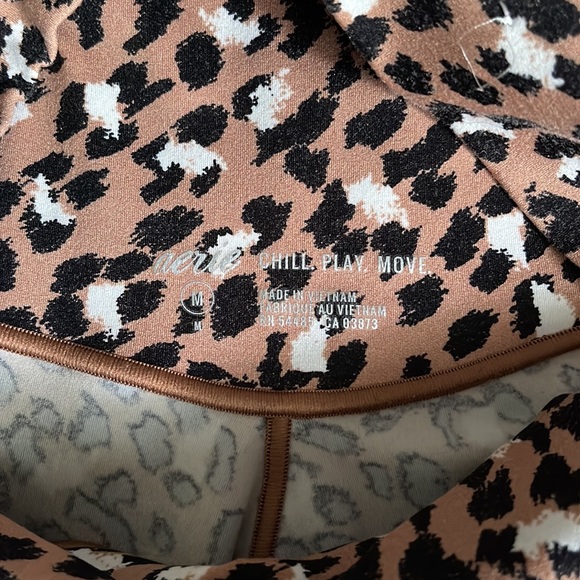 Aerie Real Me Leopard Leggings - Picture 3 of 7